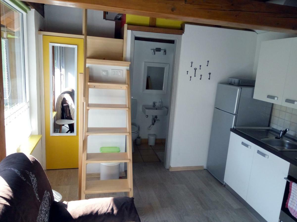 Tiny House With A Big Heart Villa โพสโตยนา ภายนอก รูปภาพ