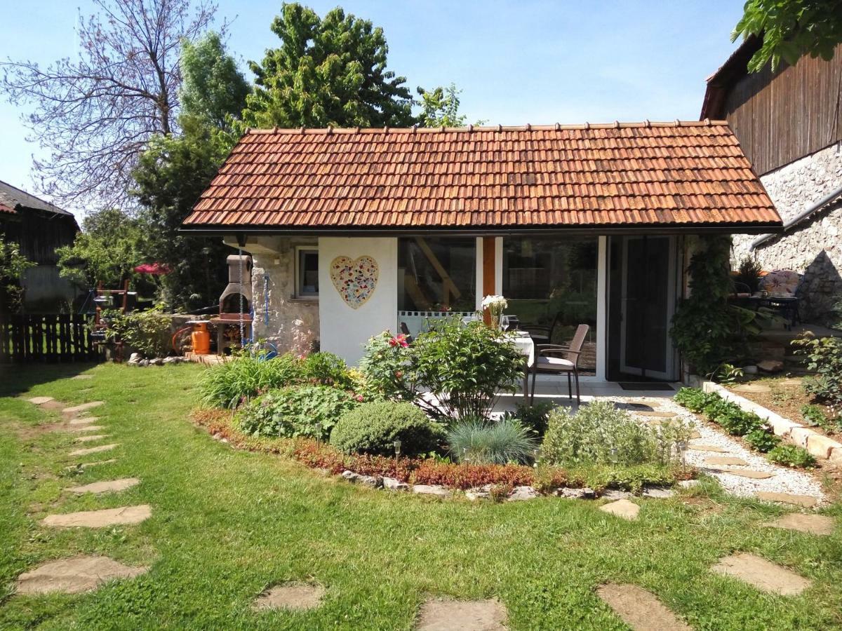 Tiny House With A Big Heart Villa โพสโตยนา ภายนอก รูปภาพ